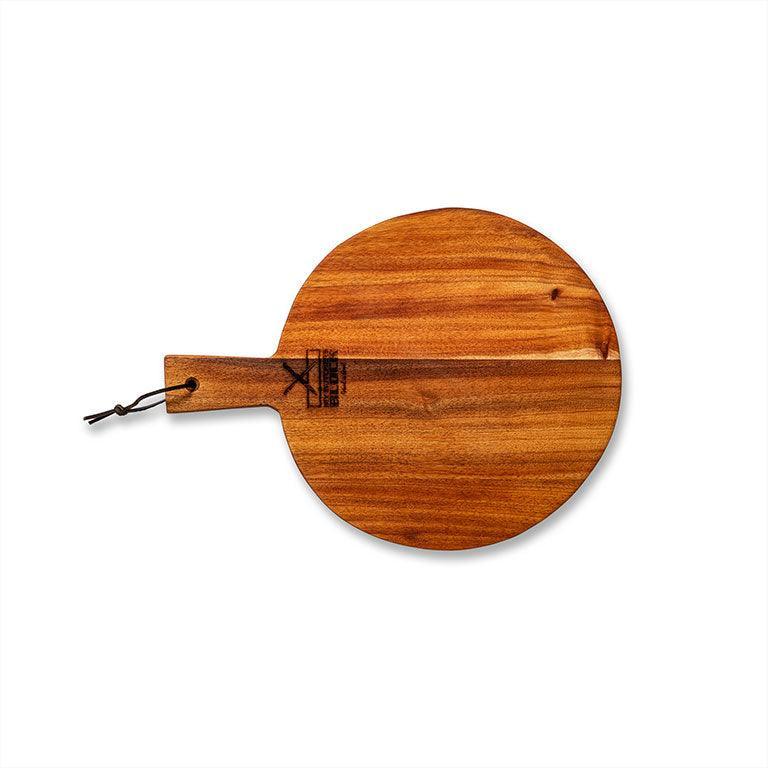 Round medium pizza serving board made from sustainable Knysna Blackwood, 300mm in diameter, ideal for stylish pizza serving.