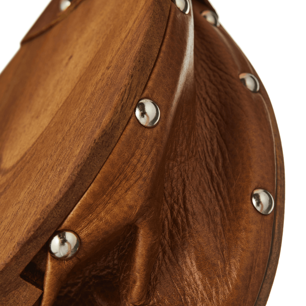 Detailed view of the metal studs on the Bellow.